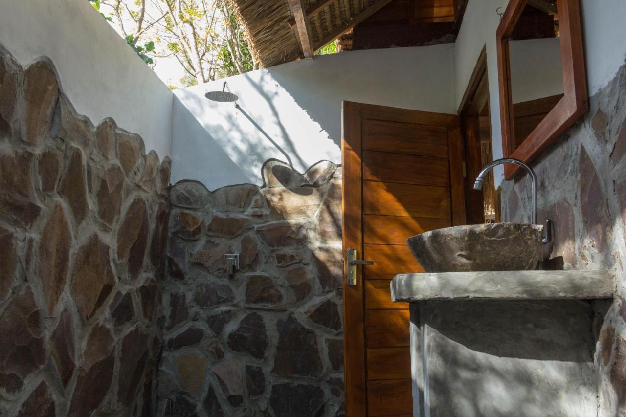 Majango Bungalows Kuta  Exterior photo