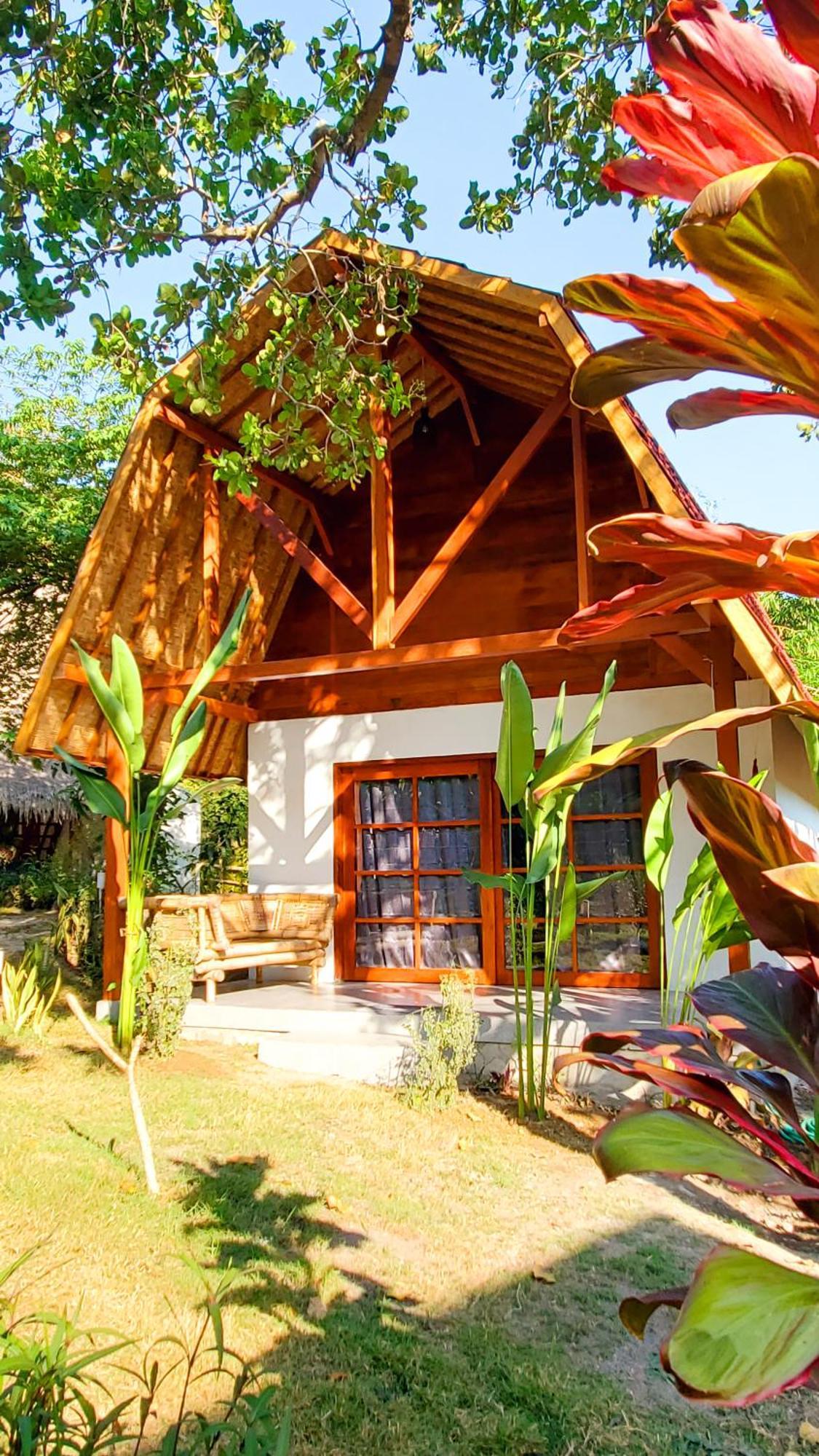 Majango Bungalows Kuta  Exterior photo